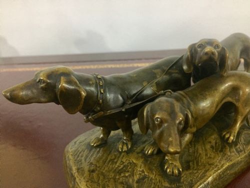 GORNIK RARE AUSTRIAN BRONZE DACHSHUND TRIO C1910 - ADDITIONAL PHOTO 16