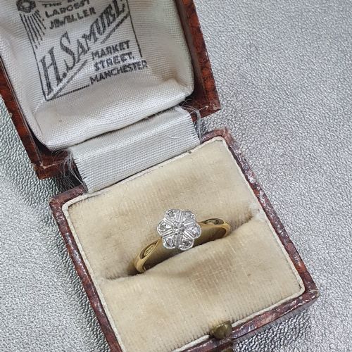 ART DECO DIAMOND PLATINUM 18CT GEOMETRIC DAISY RING EMPIRE'S LARGEST JEWELLER 1920S H SAMUEL RING SIZE M - ADDITIONAL PHOTO 2