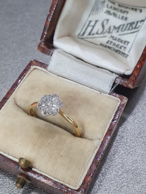 ART DECO DIAMOND PLATINUM 18CT GEOMETRIC DAISY RING EMPIRE'S LARGEST JEWELLER 1920S H SAMUEL RING SIZE M - ADDITIONAL PHOTO 4