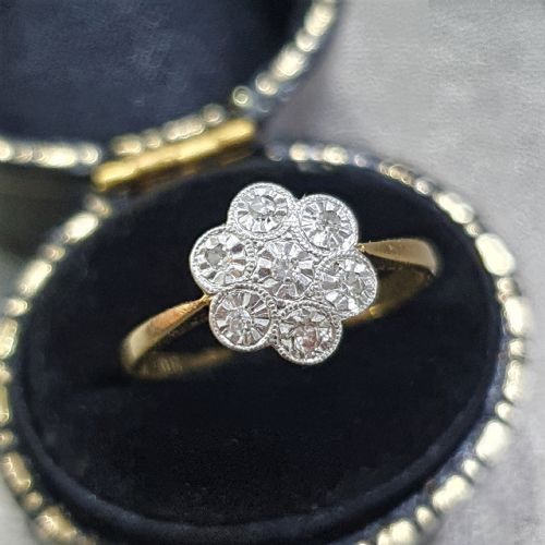 art deco diamond platinum 18ct daisy ring size j c1920s - CATEGORY: ANTIQUE JEWELLERY - DATED 1930