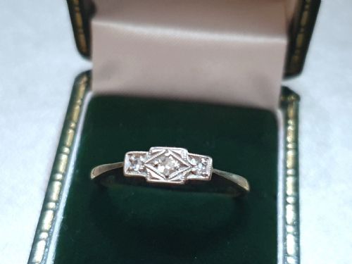 ART DECO PALLADIUM SET DIAMONDS GEOMETRIC DESIGN ON 9CT GOLD RING SIZE R - ADDITIONAL PHOTO 5