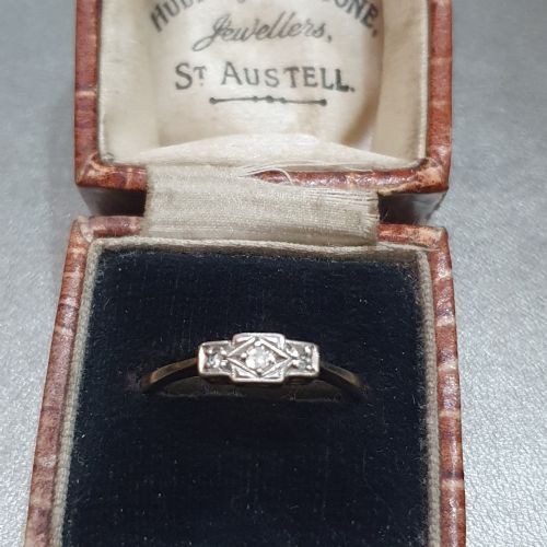 ART DECO PALLADIUM SET DIAMONDS GEOMETRIC DESIGN ON 9CT GOLD RING SIZE R - ADDITIONAL PHOTO 14