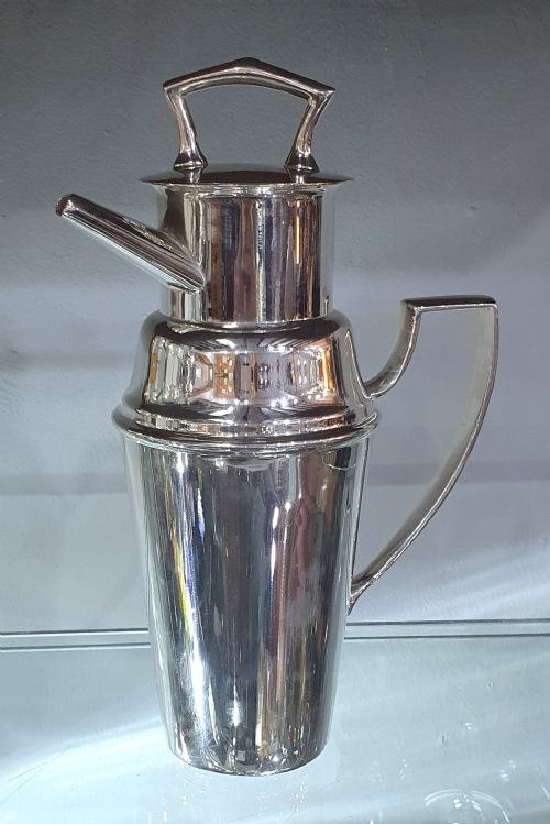 Asprey 1920s Art Deco Cocktail Shaker with Handle & Pouring Spout - Silver Plated