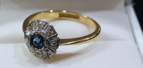 ART DECO SAPPHIRE GEOMETRIC DIAMOND PLATINUM 18CT GOLD RING SIZE M C1930S - ADDITIONAL PHOTO 2