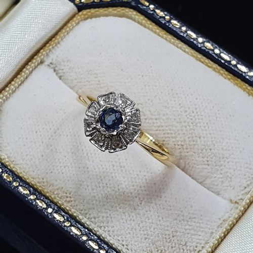 ART DECO SAPPHIRE GEOMETRIC DIAMOND PLATINUM 18CT GOLD RING SIZE M C1930S - ADDITIONAL PHOTO 8
