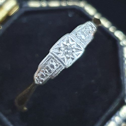 art deco platinum set diamond geometric starburst design on 9ct gold ring size q - CATEGORY: ANTIQUE JEWELLERY - DATED 1930