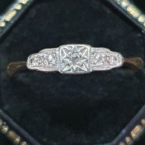 ART DECO PLATINUM SET DIAMOND GEOMETRIC STARBURST DESIGN ON 9CT GOLD RING SIZE Q - ADDITIONAL PHOTO 5