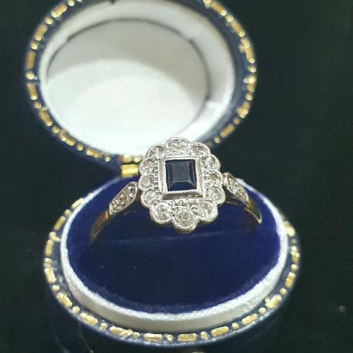1930S ART DECO PRINCESS SAPPHIRE DIAMONDS 18CT GOLD RING SIZE R - ADDITIONAL PHOTO 18