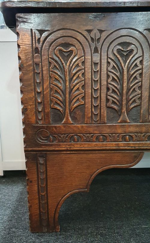 ARTS CRAFTS CARVED OAK COFFER C1900 - ADDITIONAL PHOTO 4