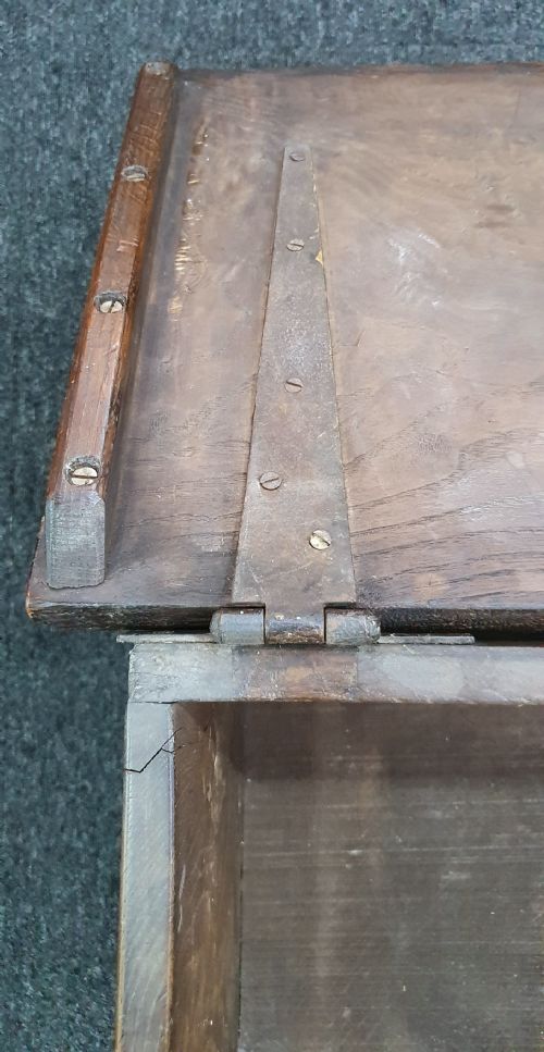 ARTS CRAFTS CARVED OAK COFFER C1900 - ADDITIONAL PHOTO 8