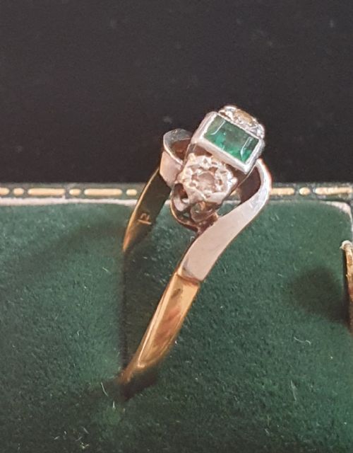 ART DECO PLATINUM SET PRINCESS EMERALD ILLUSION SET DIAMOND SHOULDERS 18CT GOLD RING SIZE N - ADDITIONAL PHOTO 7