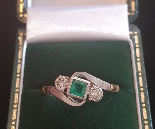 ART DECO PLATINUM SET PRINCESS EMERALD ILLUSION SET DIAMOND SHOULDERS 18CT GOLD RING SIZE N - ADDITIONAL PHOTO 11