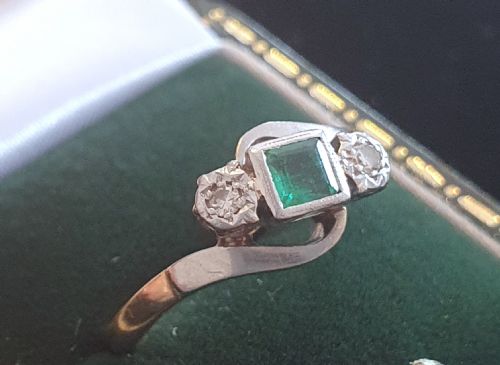 ART DECO PLATINUM SET PRINCESS EMERALD ILLUSION SET DIAMOND SHOULDERS 18CT GOLD RING SIZE N - ADDITIONAL PHOTO 12