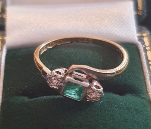 ART DECO PLATINUM SET PRINCESS EMERALD ILLUSION SET DIAMOND SHOULDERS 18CT GOLD RING SIZE N - ADDITIONAL PHOTO 13