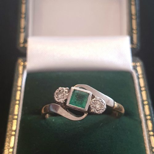ART DECO PLATINUM SET PRINCESS EMERALD ILLUSION SET DIAMOND SHOULDERS 18CT GOLD RING SIZE N - ADDITIONAL PHOTO 14