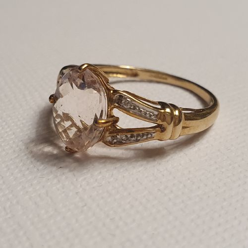 OVAL CUT MORGANITE DIAMOND ON SPLIT SHOULDERS 9CT GOLD RING SIZE N - ADDITIONAL PHOTO 3