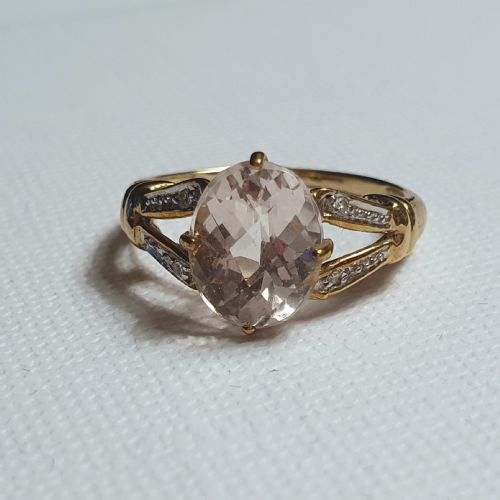 OVAL CUT MORGANITE DIAMOND ON SPLIT SHOULDERS 9CT GOLD RING SIZE N - ADDITIONAL PHOTO 7