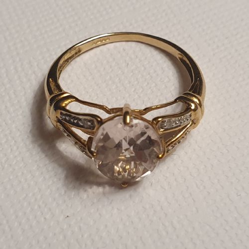 OVAL CUT MORGANITE DIAMOND ON SPLIT SHOULDERS 9CT GOLD RING SIZE N - ADDITIONAL PHOTO 9
