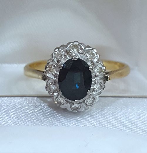 LATE ART DECO 1CT SAPPHIRE DIAMOND HALO 18CT GOLD RING C1930S50S - ADDITIONAL PHOTO 4