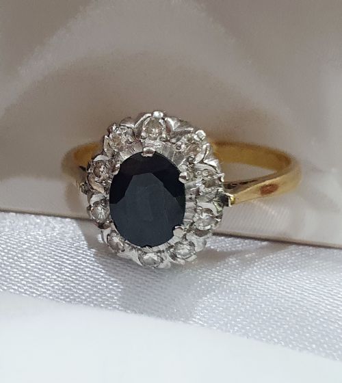 LATE ART DECO 1CT SAPPHIRE DIAMOND HALO 18CT GOLD RING C1930S50S - ADDITIONAL PHOTO 6