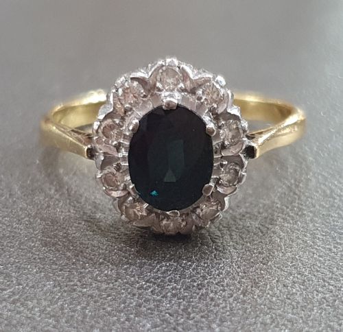 LATE ART DECO 1CT SAPPHIRE DIAMOND HALO 18CT GOLD RING C1930S50S - ADDITIONAL PHOTO 11