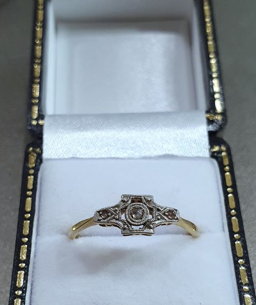 ART DECO PLATINUM SET DIAMONDS 18CT GOLD RING C1915 - ADDITIONAL PHOTO 3