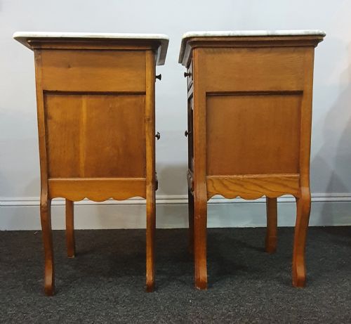 EARLY 1900S PAIR FRENCH MARBLE TOP OAK BEDSIDE CABINETS - ADDITIONAL PHOTO 5
