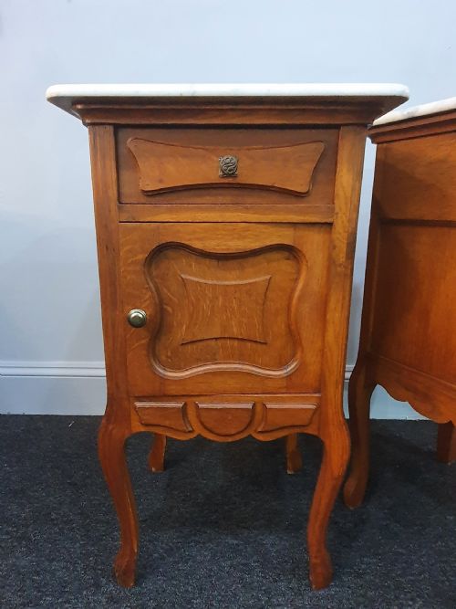EARLY 1900S PAIR FRENCH MARBLE TOP OAK BEDSIDE CABINETS - ADDITIONAL PHOTO 10