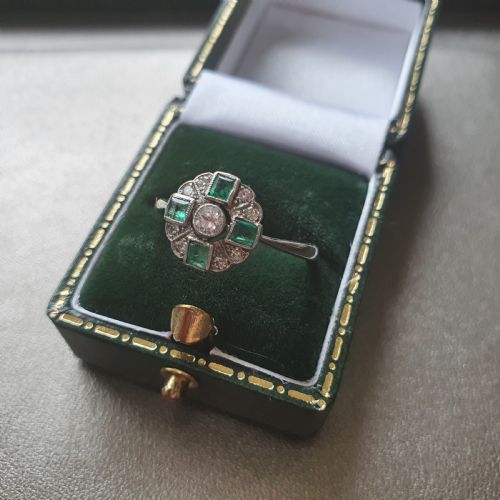 1920S30S SOLID PLATINUM DIAMOND EMERALD ART DECO RING SIZE P - ADDITIONAL PHOTO 9