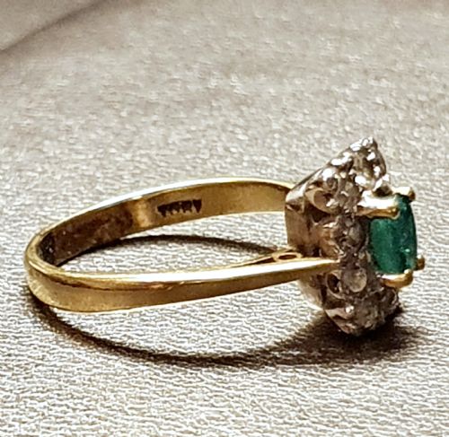 ART DECO EMERALD DIAMOND HALO 18CT GOLD RING SIZE J - ADDITIONAL PHOTO 2