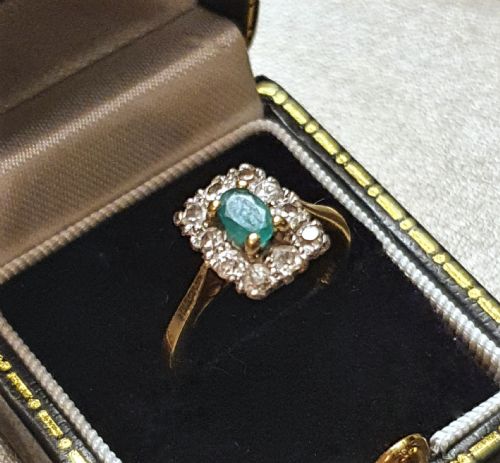 ART DECO EMERALD DIAMOND HALO 18CT GOLD RING SIZE J - ADDITIONAL PHOTO 7