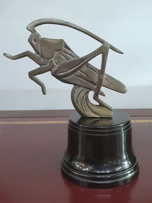 FRENCH ART DECO ETLING SIGNED BRONZE GRASSHOPPER CAR MASCOT ON BAKELITE PLINTH C1920S PARIS - ADDITIONAL PHOTO 8