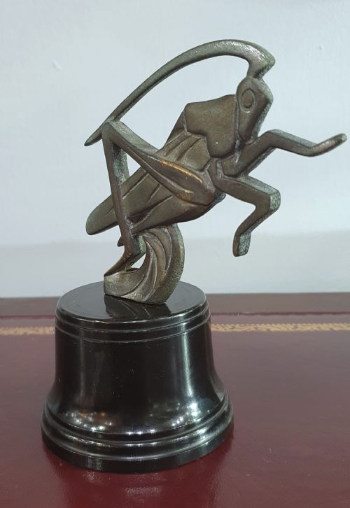 FRENCH ART DECO ETLING SIGNED BRONZE GRASSHOPPER CAR MASCOT ON BAKELITE PLINTH C1920S PARIS - ADDITIONAL PHOTO 11