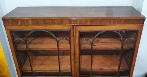 LATE 19TH CENTURY GLAZED MAHOGANY ADJUSTABLE SHELVED BOOKCASE - ADDITIONAL PHOTO 3