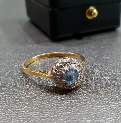EDWARDIAN ART DECO AQUAMARINE DIAMOND HALO 18CT GOLD RING SIZE R - ADDITIONAL PHOTO 2