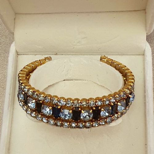 1950S AQUA SAPPHIRE BLUE RHINESTONE CRYSTAL GOLDTONE CUFF BRACELET - ADDITIONAL PHOTO 13