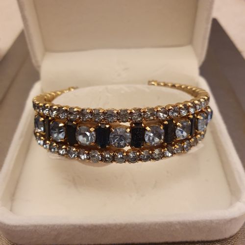 1950S AQUA SAPPHIRE BLUE RHINESTONE CRYSTAL GOLDTONE CUFF BRACELET - ADDITIONAL PHOTO 17