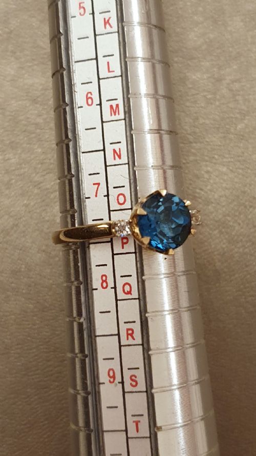 LONDON BLUE TOPAZ WHITE TOPAZ SHOULDERS 9CT GOLD RING SIZE O - ADDITIONAL PHOTO 1