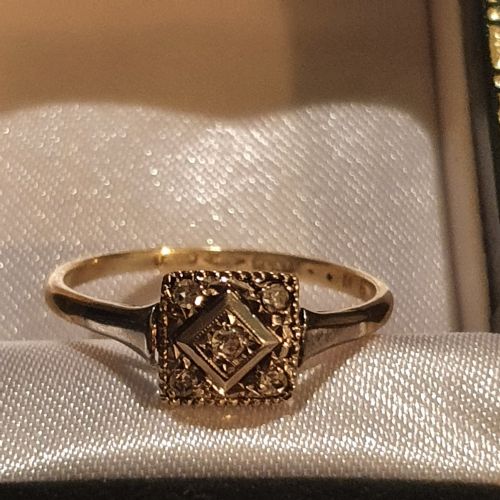 ART DECO 1920S30S GEOMETRIC PLATINUM SET DIAMOND 18CT GOLD RING SIZE O - ADDITIONAL PHOTO 5