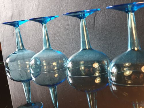 SET OF 4 ART DECO HOLLOW STEM CHAMPAGNE GLASSES C1930 - ADDITIONAL PHOTO 2