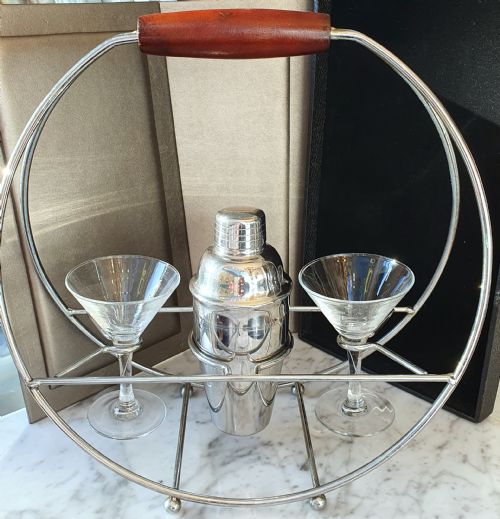 RARE FRENCH DECO CHROME COCKTAIL SHAKER MARTINI SET IN CRADLE CHROME HOLDER WITH LEATHER HANDLE - ADDITIONAL PHOTO 1