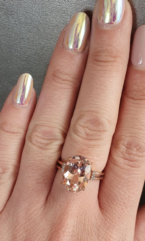 LARGE MORGANITE WITH DIAMOND SHOULDERS 9CT ROSE GOLD RING SIZE N - ADDITIONAL PHOTO 2