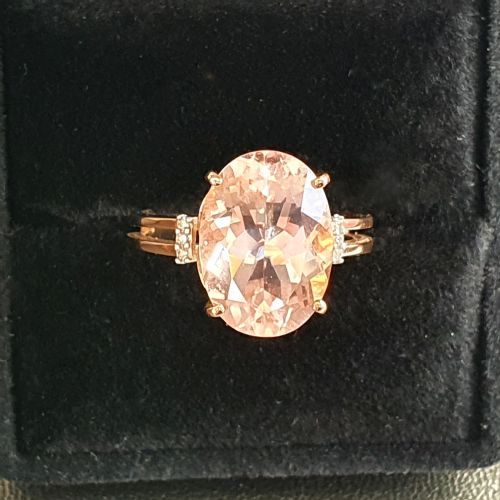 LARGE MORGANITE WITH DIAMOND SHOULDERS 9CT ROSE GOLD RING SIZE N - ADDITIONAL PHOTO 5