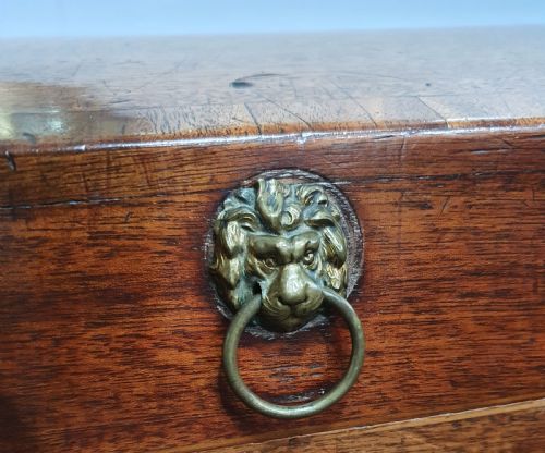 A FINE QUALITY ANTIQUE LATE GEORGIAN WINE CELLARETTE - ADDITIONAL PHOTO 4