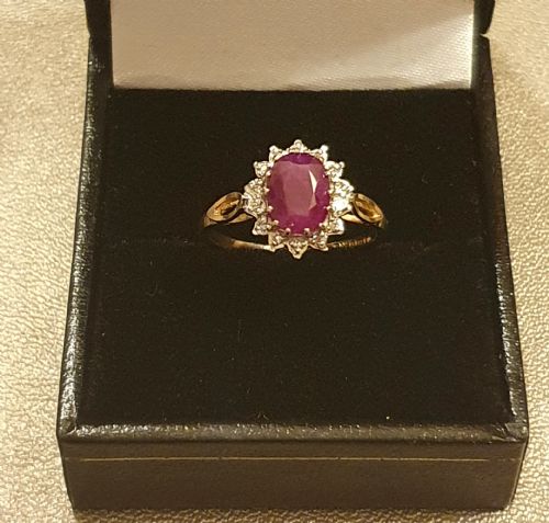 VINTAGE 1CT RUBY DIAMOND HALO RING SIZE M - ADDITIONAL PHOTO 1
