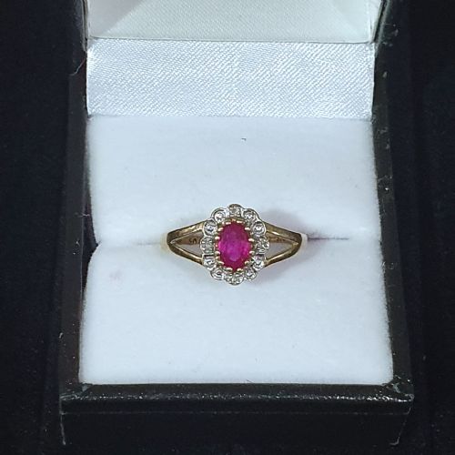 VINTAGE 193040S RUBY DIAMOND HALO 9CT GOLD RING SIZE O - ADDITIONAL PHOTO 1