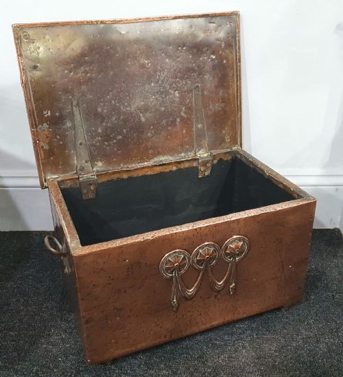 ARTS AND CRAFTS COPPER LOG BOX C1910 - ADDITIONAL PHOTO 5