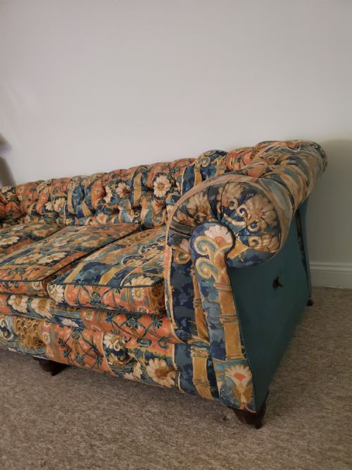 VICTORIAN CHESTERFIELD SOFA C1880 - ADDITIONAL PHOTO 4