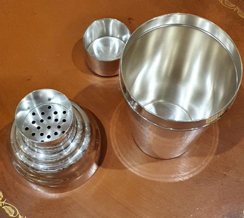 ART DECO CONTINENTAL BULLET 3 PIECE COCKTAIL SHAKER C1930 - ADDITIONAL PHOTO 1