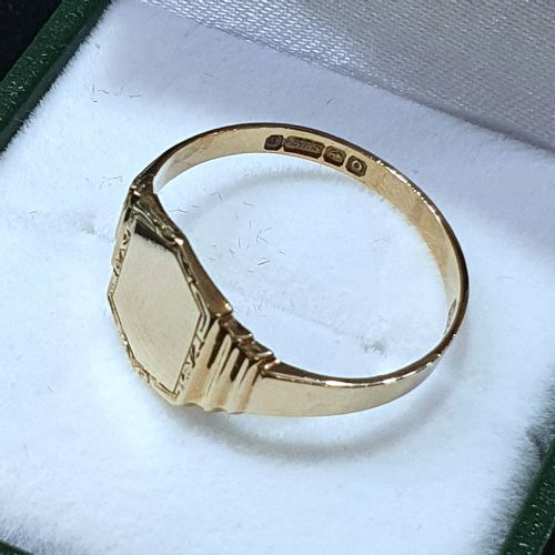 MEN'S 1940 ART DECO HEXAGONAL 9CT GOLD SIGNET RING - ADDITIONAL PHOTO 5